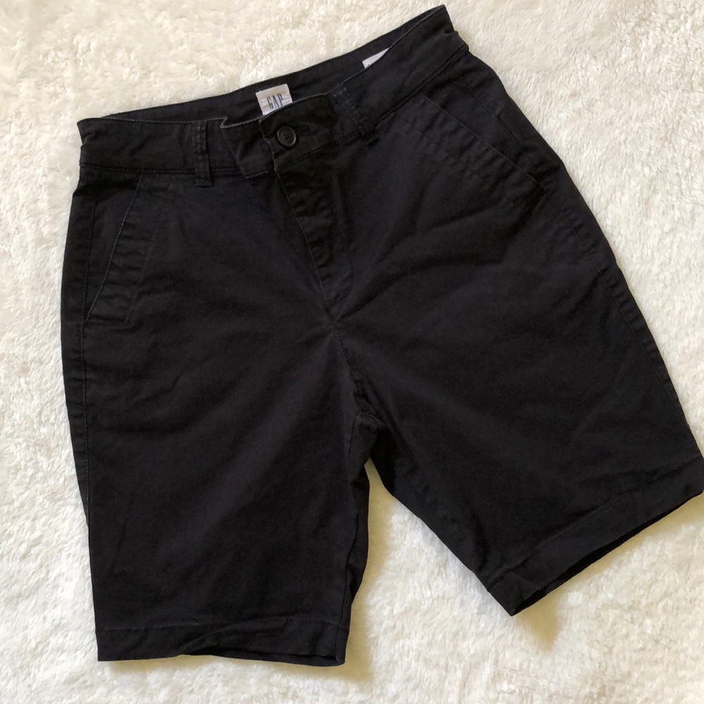 Gap black 9” inseam shorts size 2